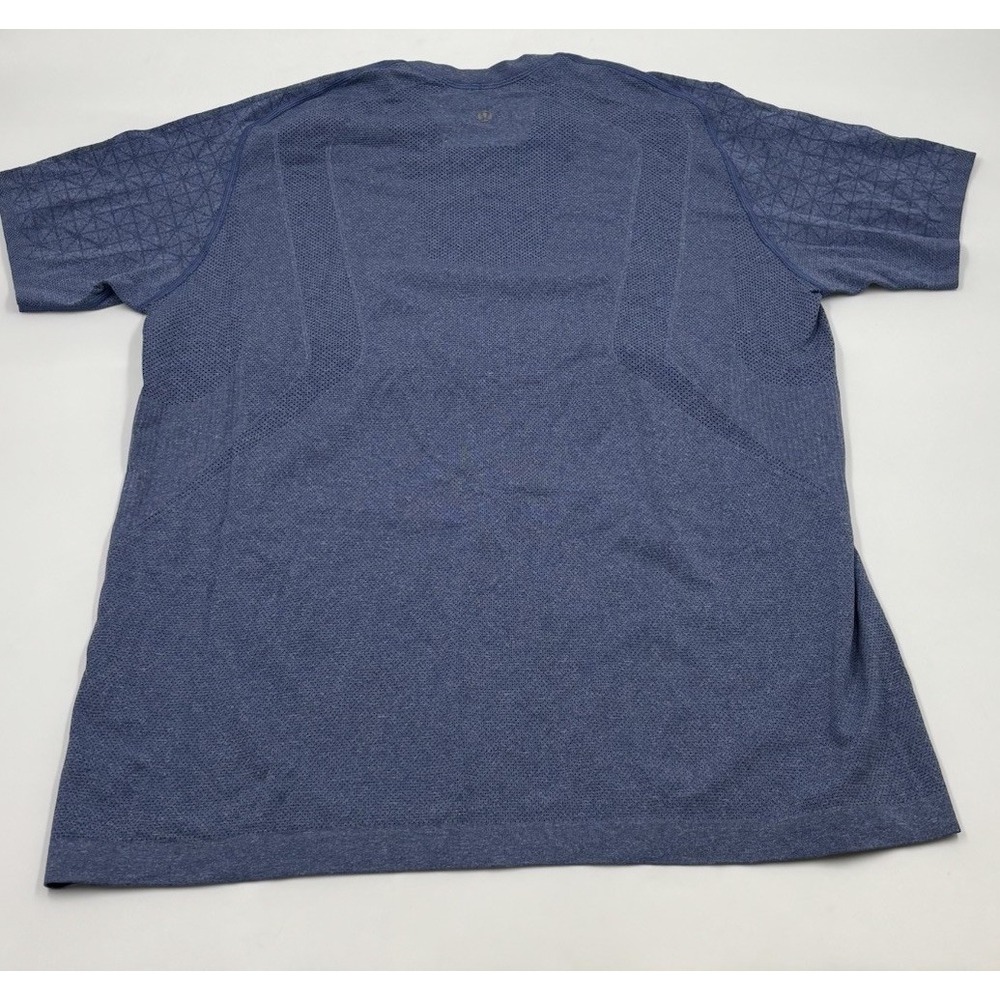 Lululemon‎ Men's XL Blue Short Sleeve Athletic Shirt - Picture 5 of 5